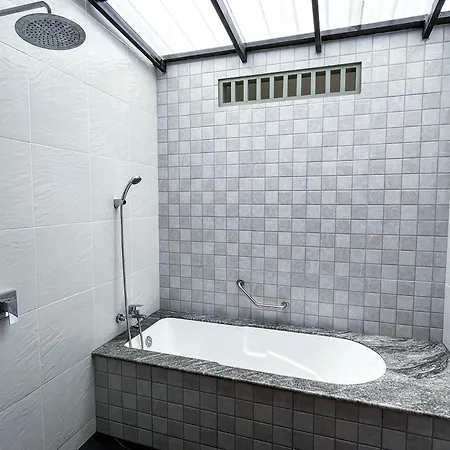 Baleeyan Residence Thalang Room photo
