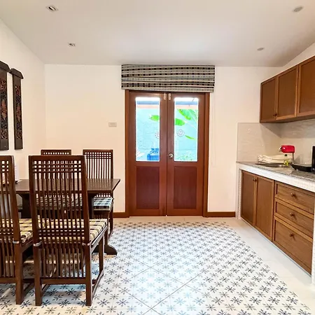 Baleeyan Residence Thalang Room photo