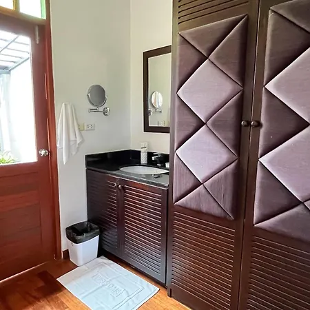 Baleeyan Residence Thalang Room photo